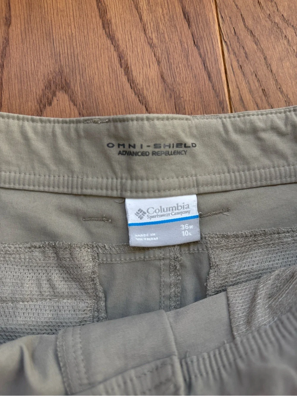 Columbia Men's Outdoor Shorts - Picture 3 of 7